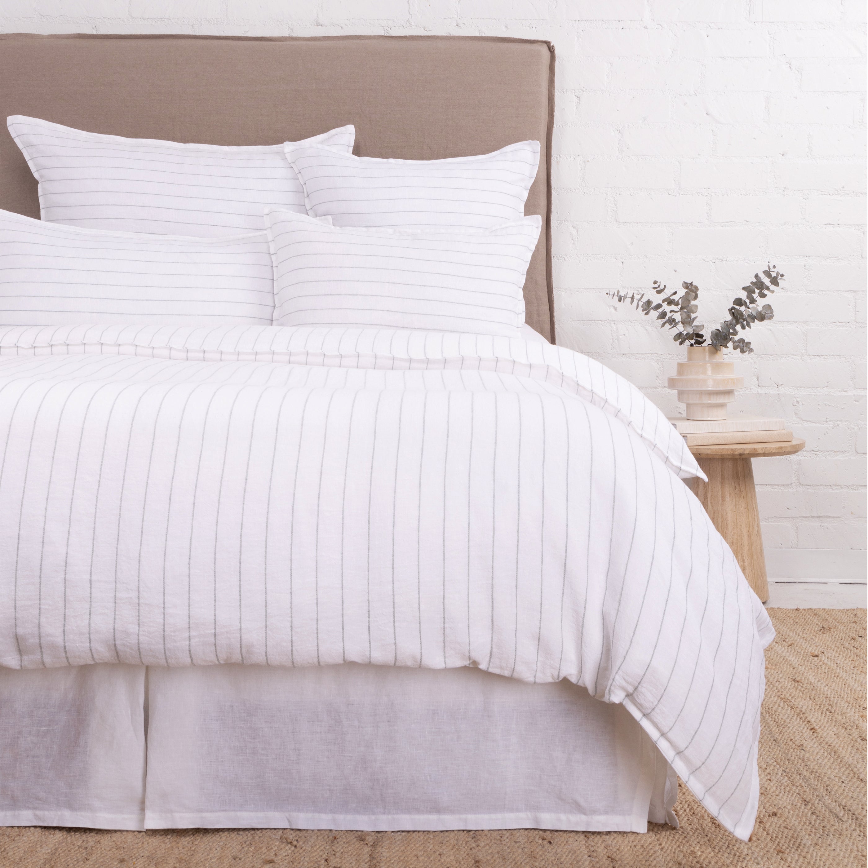 blake - white/ocean color - duvet set - pom pom at home