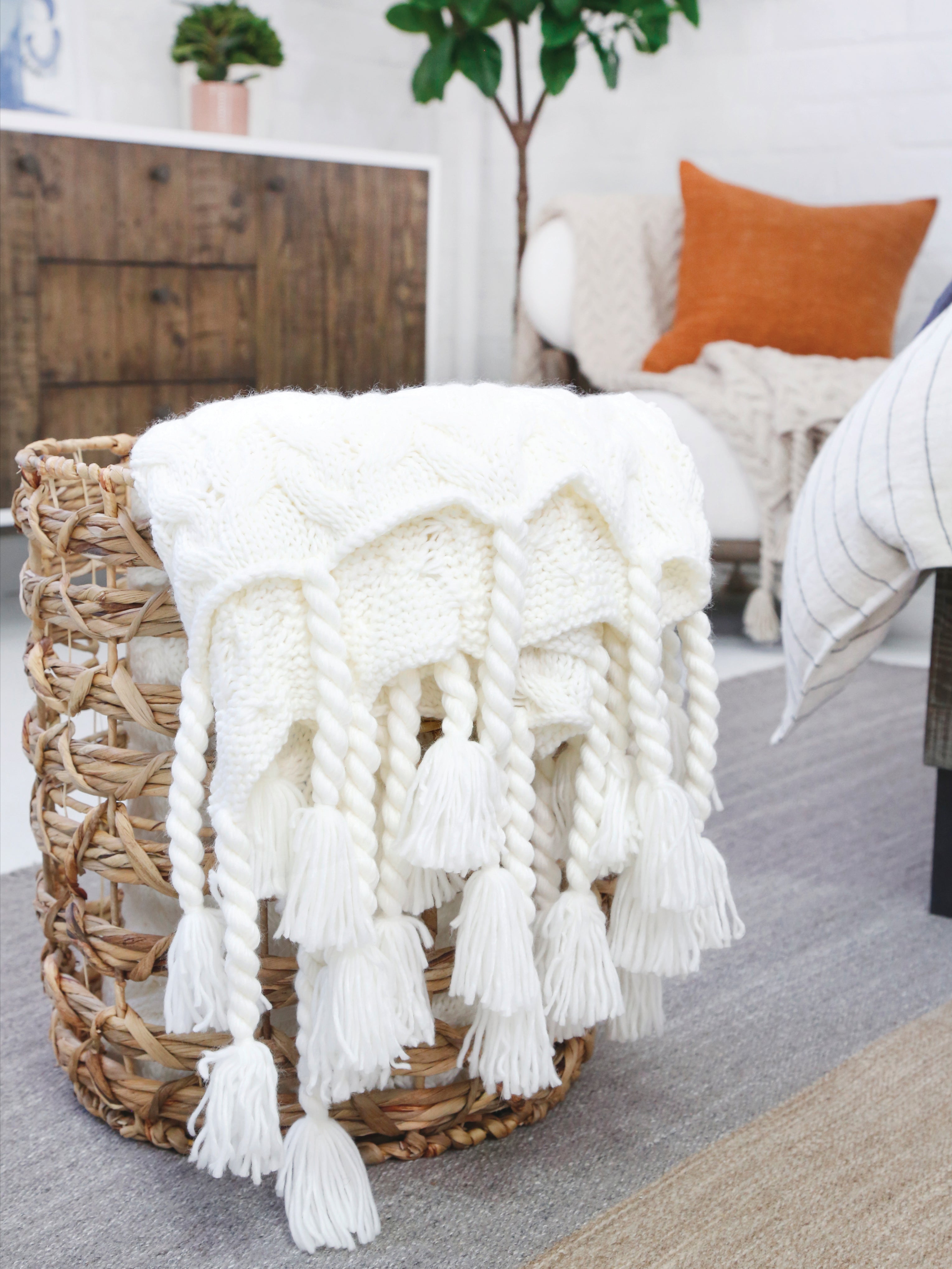 White pom pom discount blanket